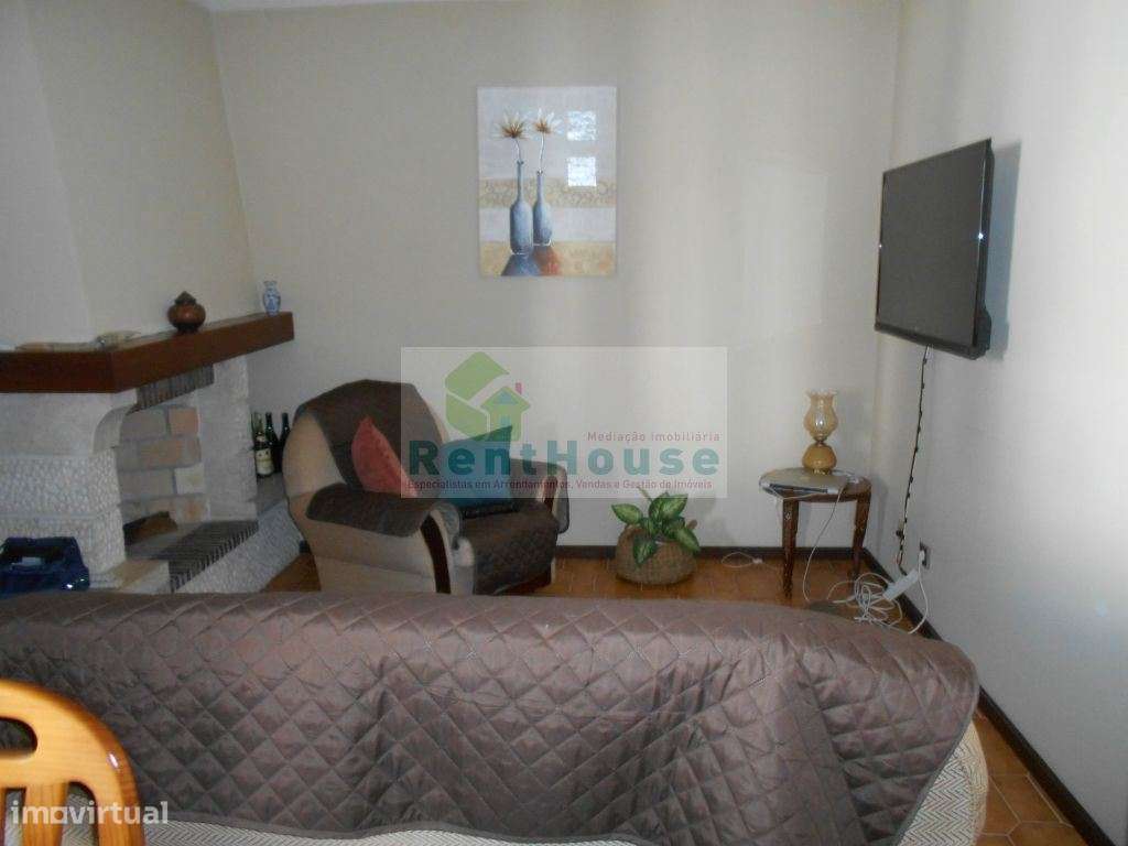 T2 Mobilado  ARRENDAMENTO DE 15 ABRIL A 30 JUNHO. - Grande imagem: 2/9