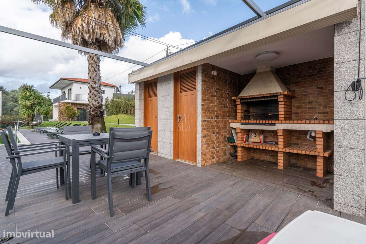 Morada individual com 4 suítes e piscina em Geraz do Minho - Póvoa de-37