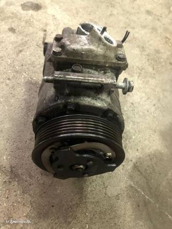 Compressor de AC - VW PASSAT B6 - 2