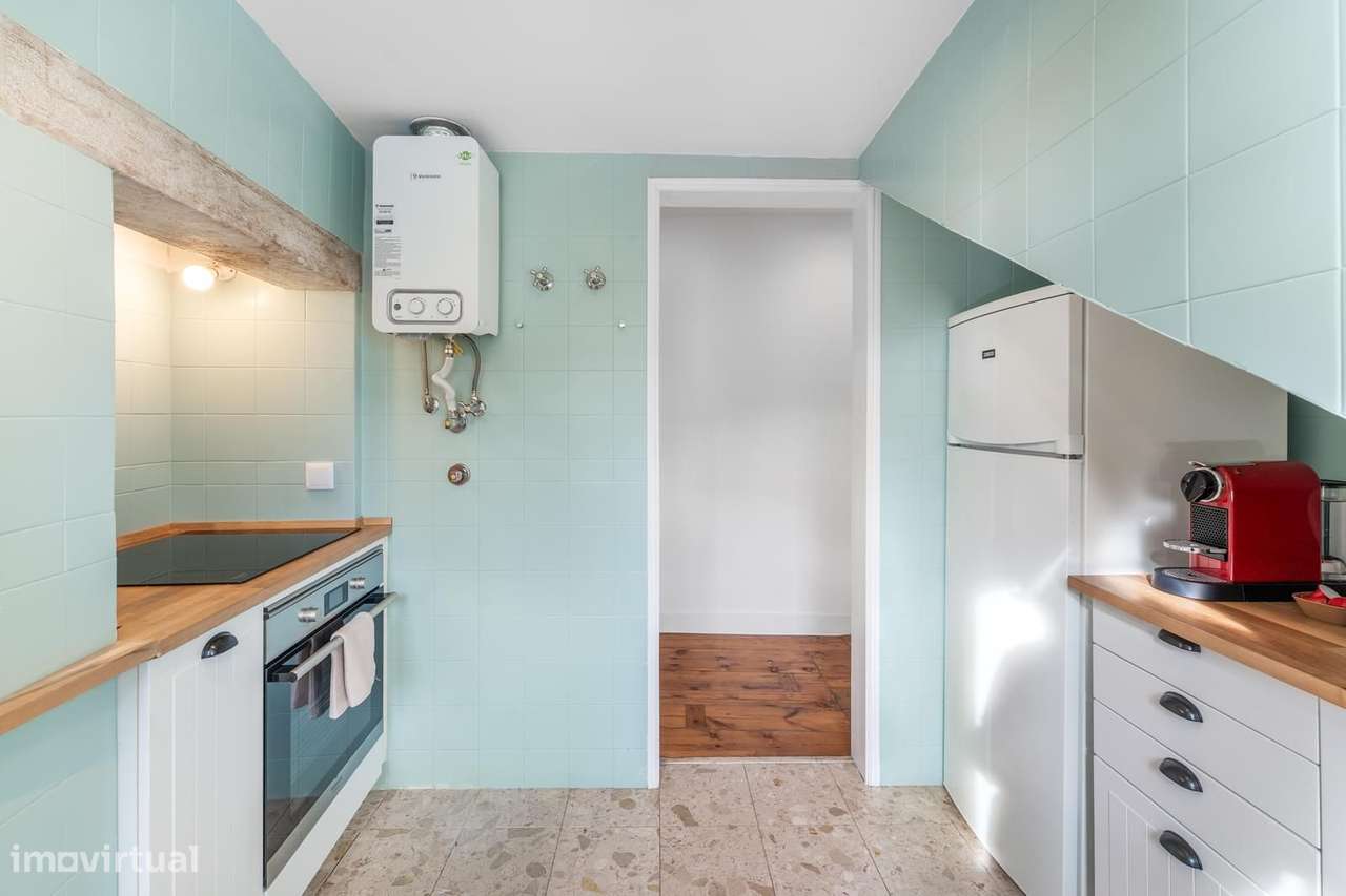Apartamento T2 com varanda, Príncipe Real, Lisboa-18
