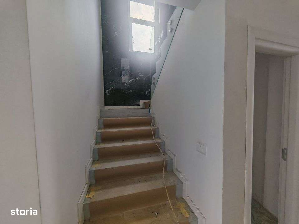 VILĂ MODERNĂ 2025 | TEREN 300 MP  | ZONĂ PREMIUM PIPERA-TUNARI - Imagine principală: 3/17