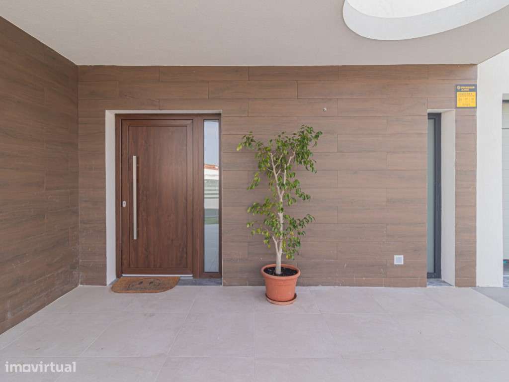 Moradia T4 Térrea com Piscina | Azeitão | Lote 750m²-19