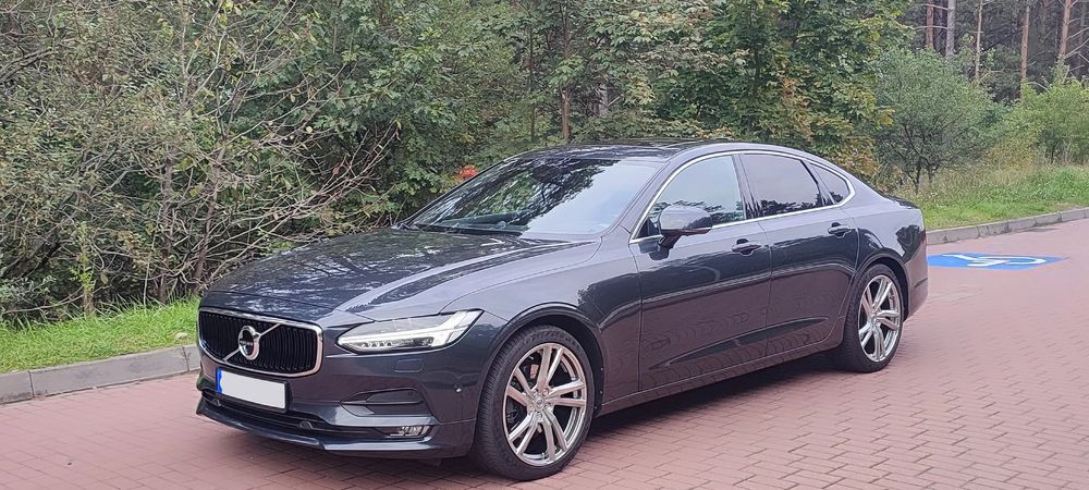 Volvo S90 D4 SCR Momentum Pro 2017