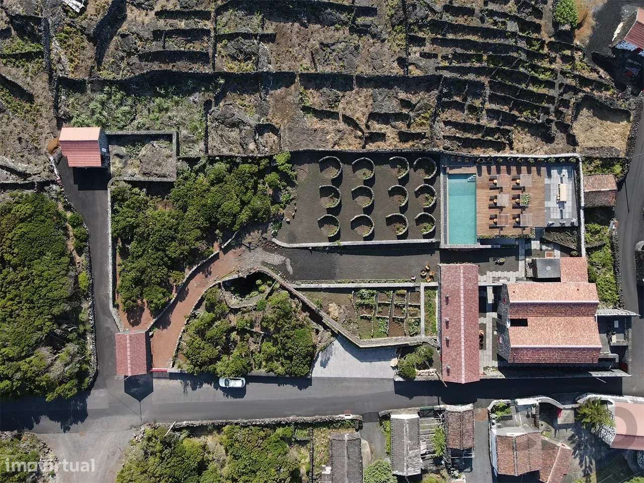 EMPREENDIMENTO LUXUOSO – ADEGA DO FOGO - Grande imagem: 4/47