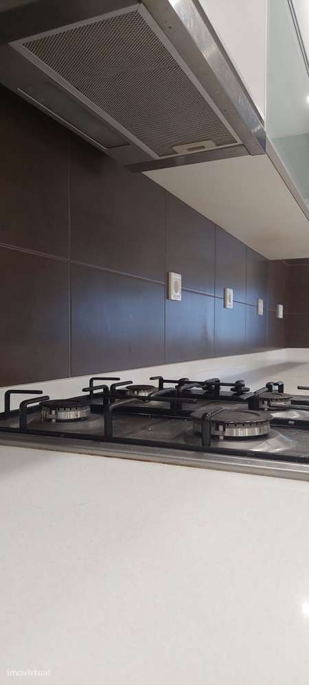 ARRENDAMENTO APARTAMENTO T3 ARRENTELA - Grande imagem: 3/8