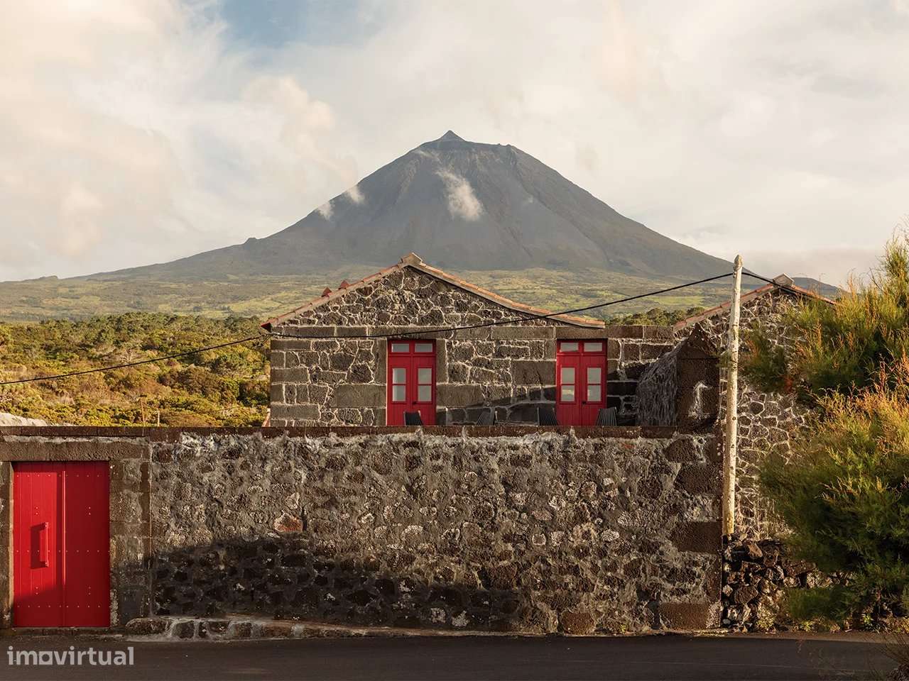 EMPREENDIMENTO LUXUOSO – ADEGA DO FOGO - Grande imagem: 5/47