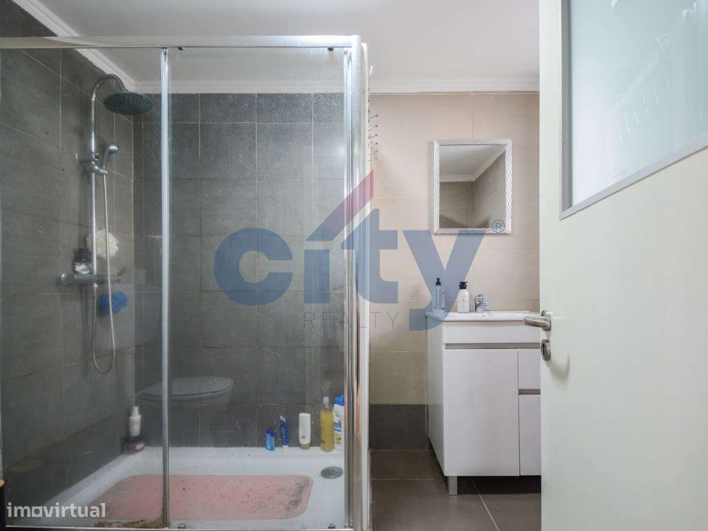 Moradia T2 c/ Terraço e Espaço Exterior | Tramagal, Abrantes-11