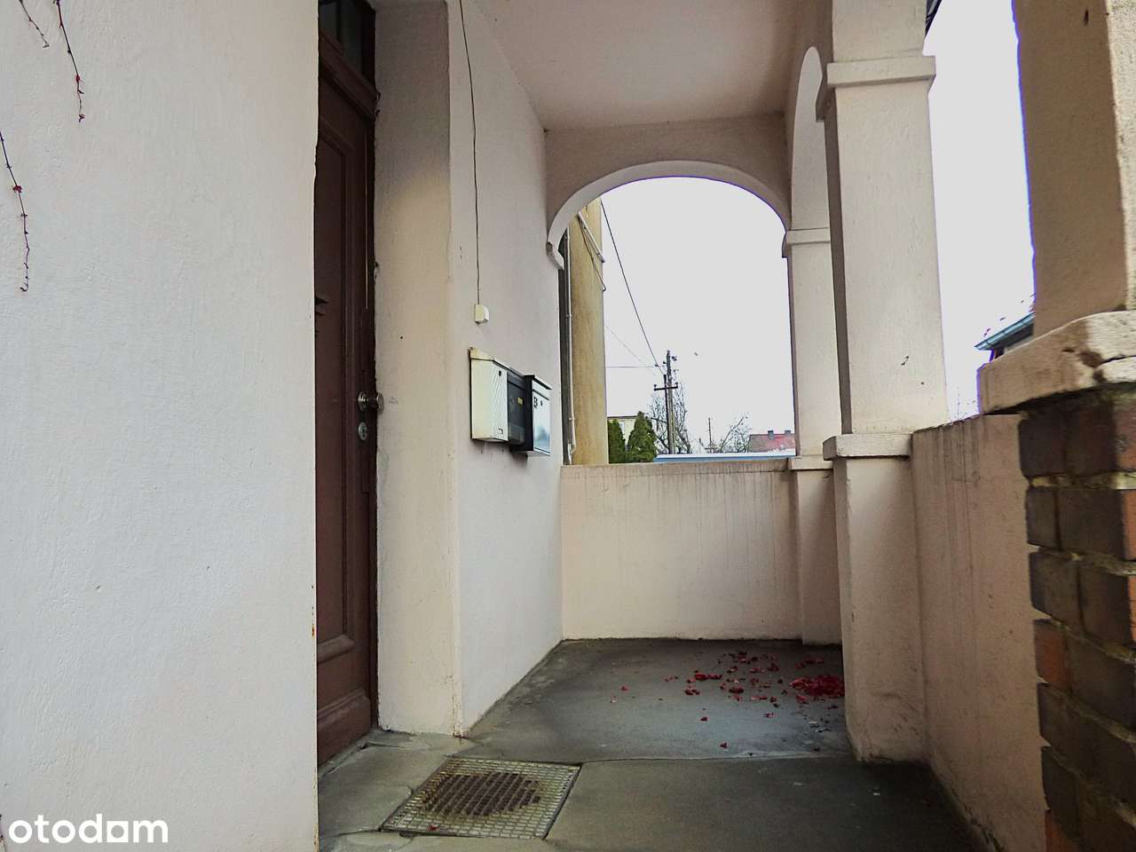 Komfortowe 2 pokoje, garaż, ogród,  klimatyzacja of.2523M-17