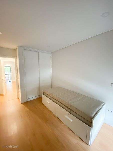 Arrenda-se T2 Novo em Pedroso - Grande imagem: 4/12