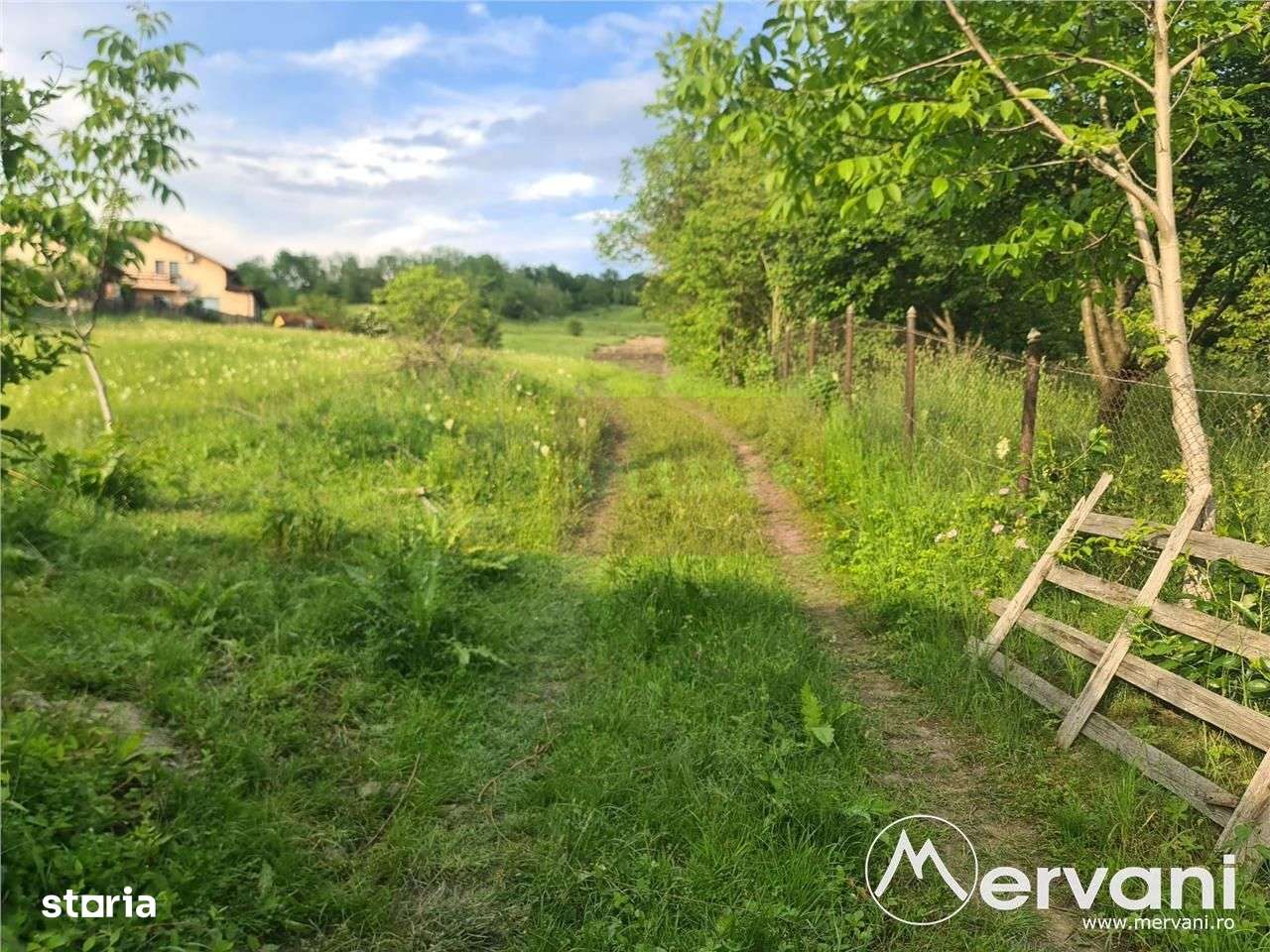 Teren intravilan de vanzare in Campina - Zona Muscel - Imagine principală: 4/10