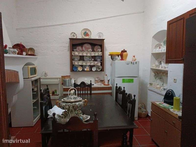 Moradia em Banda (Alentejana) com 5 Ass. Quintal com Garagem - Grande imagem: 5/18