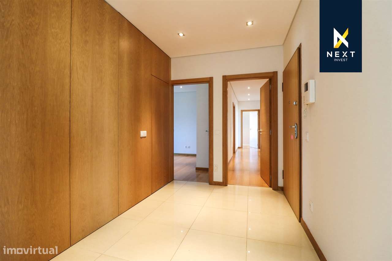 Cobertura T4 no Centro da Cidade com terraço e vistas deslumbrantes. - Grande imagem: 3/50