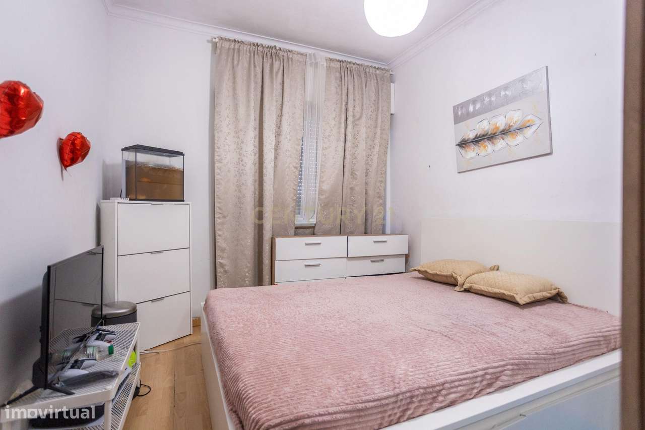 Apartamento T2 em Odivelas - Oportunidade Única!-8