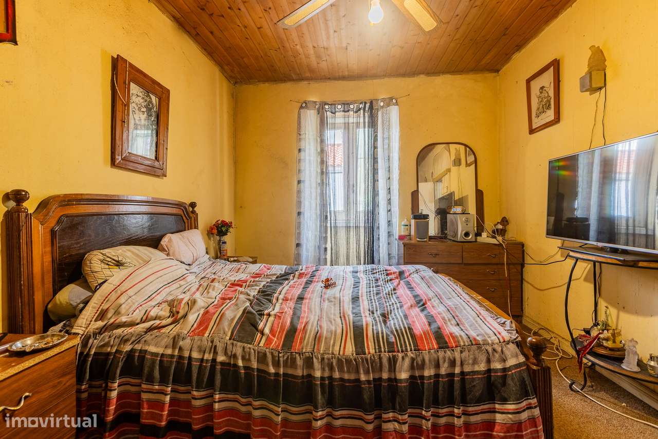 Moradia T2 - Feteiras-5