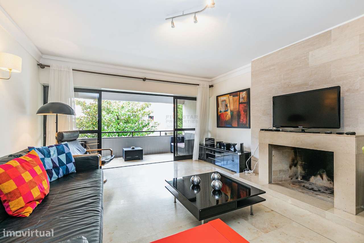 Arrendamento - T2 Estoril - Casino - Mobilado – Varanda – Garagem - Grande imagem: 4/24