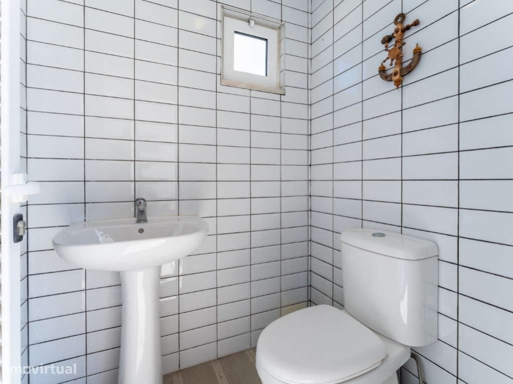 Moradia T3 com Terraço e Churrasqueira no Nadadouro-16