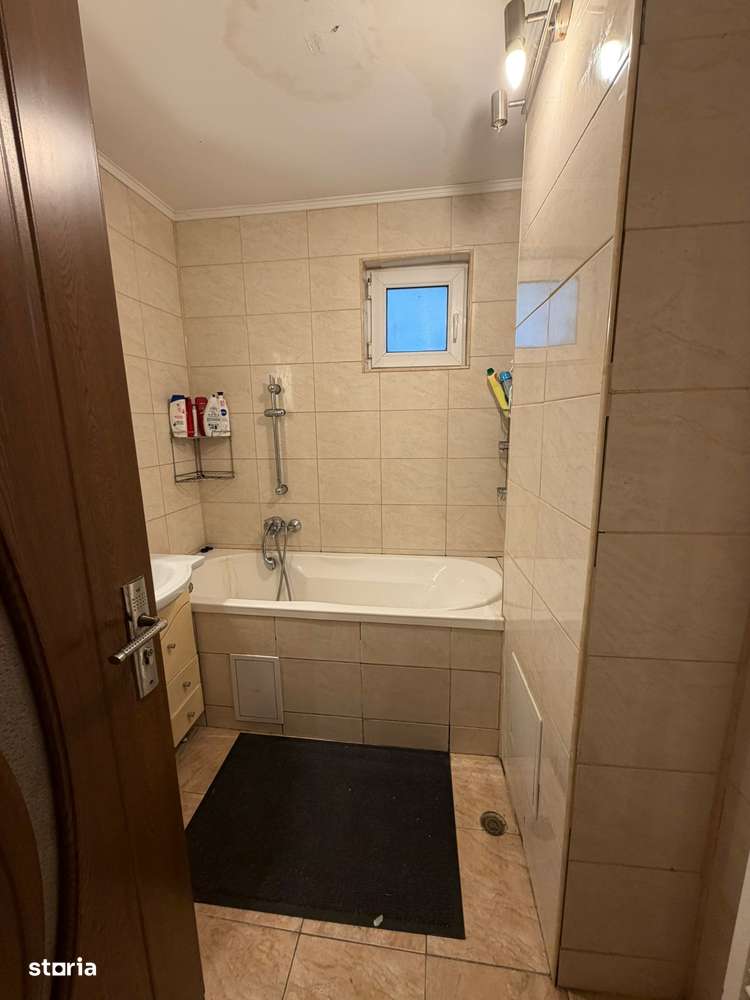 Vand 3 Camere Decomandat Parter-11