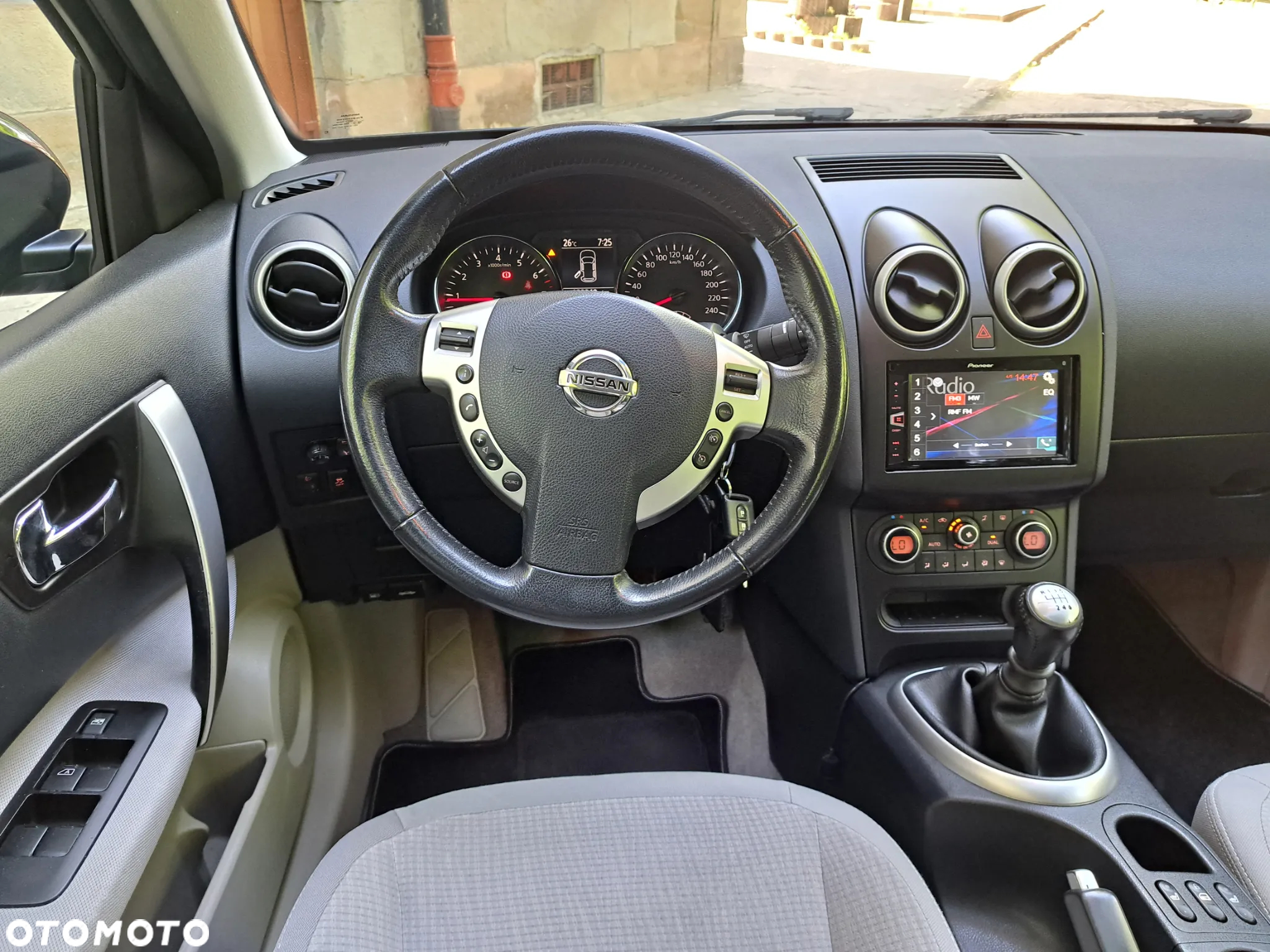 Nissan Qashqai+2 2.0 Tekna - 23