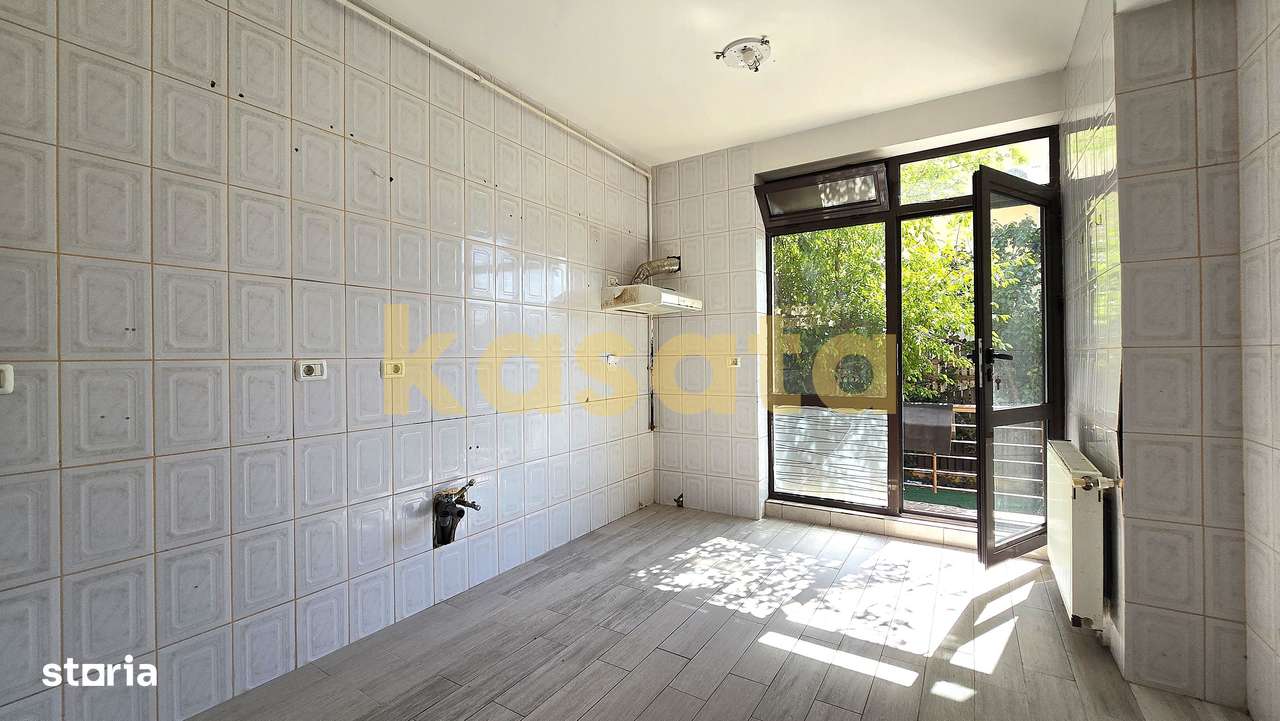 OPORTUNITATE | VILA SISESTI BANEASA  | 6 CAMERE | CURTE - Imagine principală: 5/16