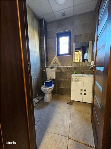 Proprietate Versatil&#259; Locuin&#539;&#259; Afacere  After School sa-8
