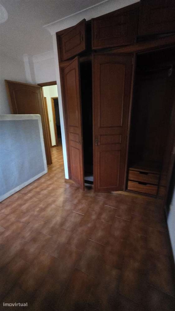 Moradia T3, de 4 frentes, em Arcozelo - Oportunidade Única!-34