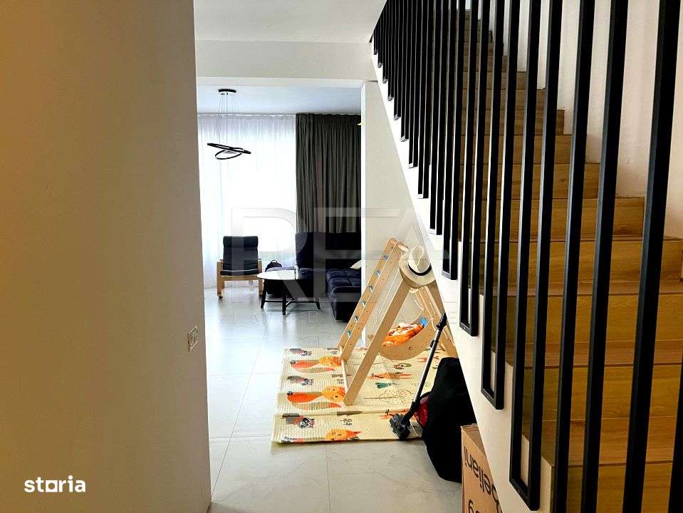 Vila cu 4 camere, mobilata si utilata | P+1 | Tunari - Imagine principală: 5/16