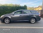 Toyota Avensis 1.8 Sol NAVI - 3