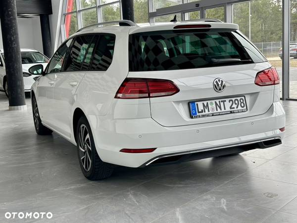 Volkswagen Golf - 15