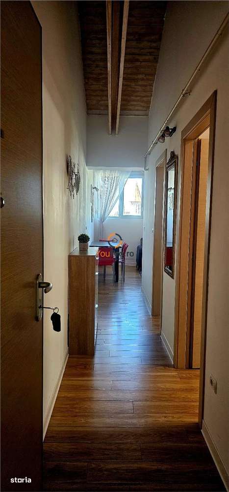 Decomandat cu lift si loc de parcare Complexul Studentesc-4