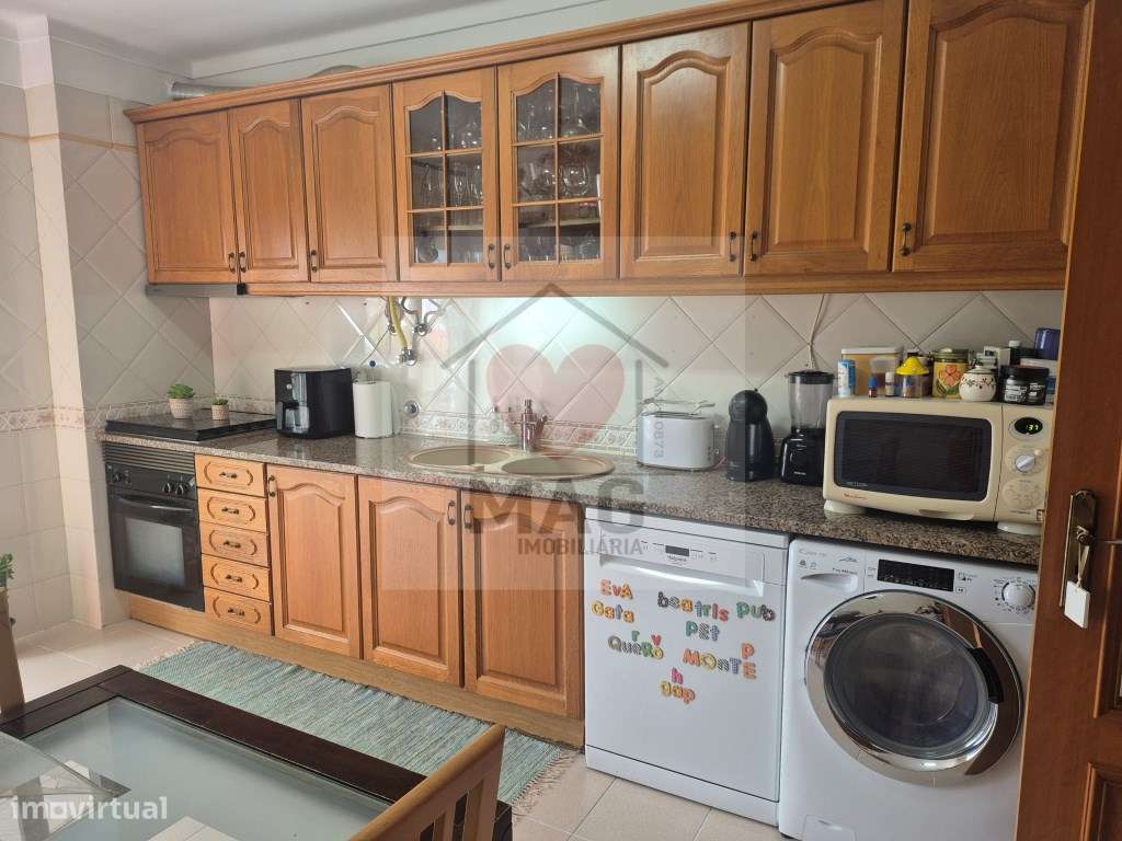 T2 com varandas em Vale do Cobro - Grande imagem: 4/26