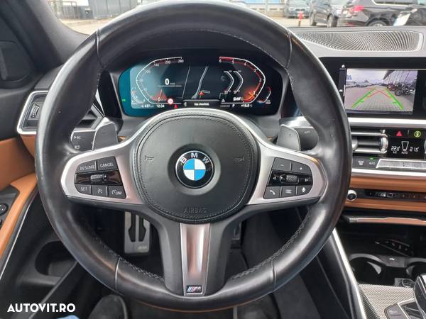 BMW Seria 3 320d xDrive AT MHEV - 12