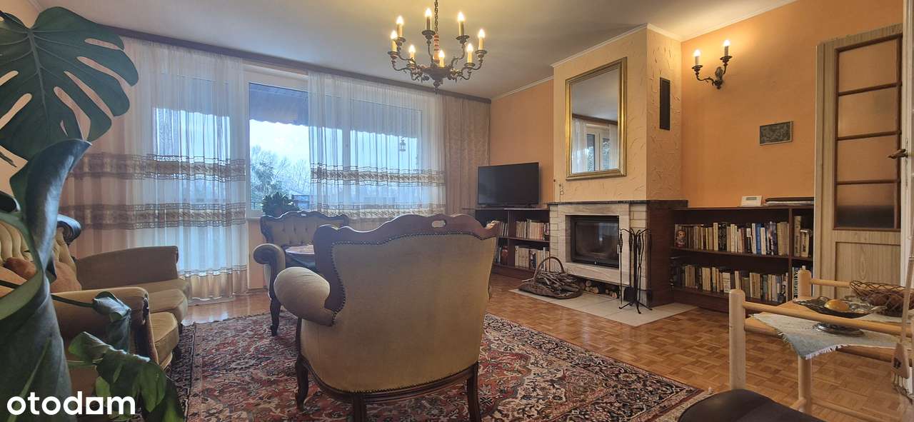 Dom z potencjałem - dwa poziomy, piękna działka, świetna lokalizacja!-5