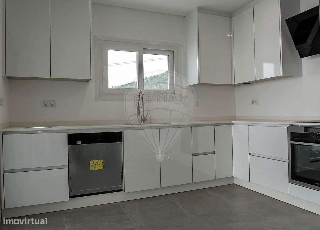 Moradia T3 para venda-7