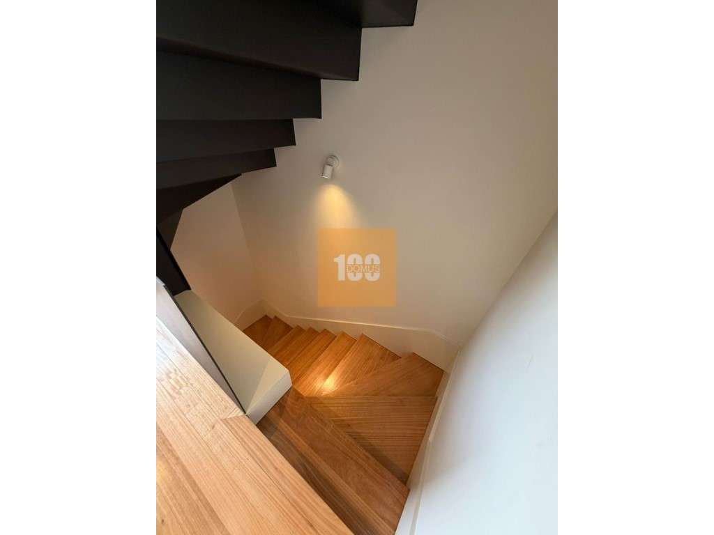 Moradia com jardim em Matosinhos Sul-14