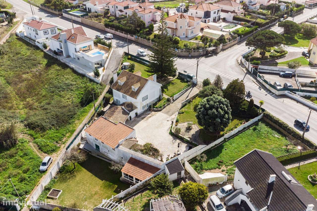 Moradia T2+3 em Seixal, Ericeira-31