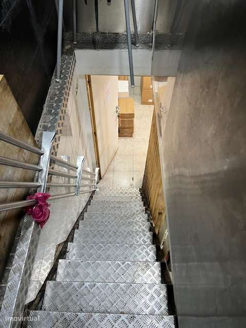 Loja - Restaurante totalmente Remodelado e Equipado-27