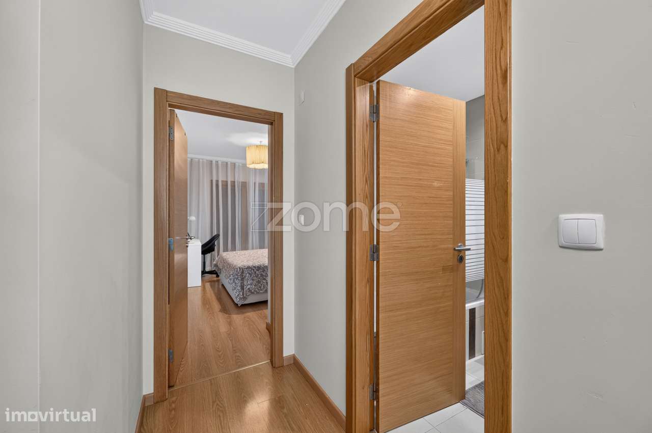 Apartamento T3 na Urbanização do Jardim da Amoreira - Ramada-22