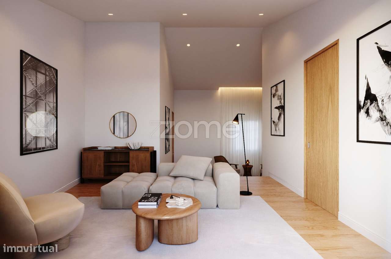 Moradia com Projeto Aprovado de Ampliação - São Pedro, Ponta Delgad... - Grande imagem: 1/45