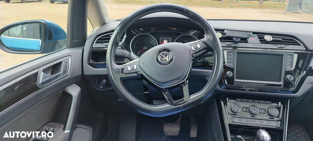 Volkswagen Touran 2.0 TDI SCR (BlueMotion Technology) DSG Highline - 9