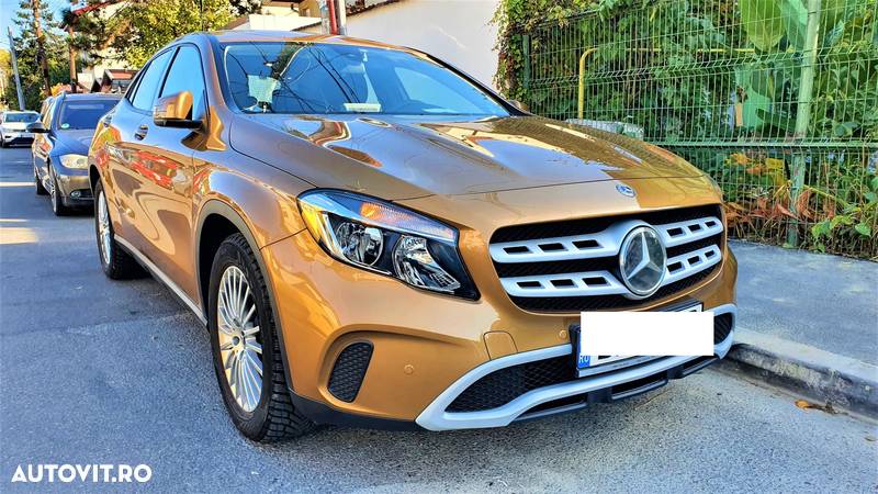 Mercedes-Benz GLA 200 - 2