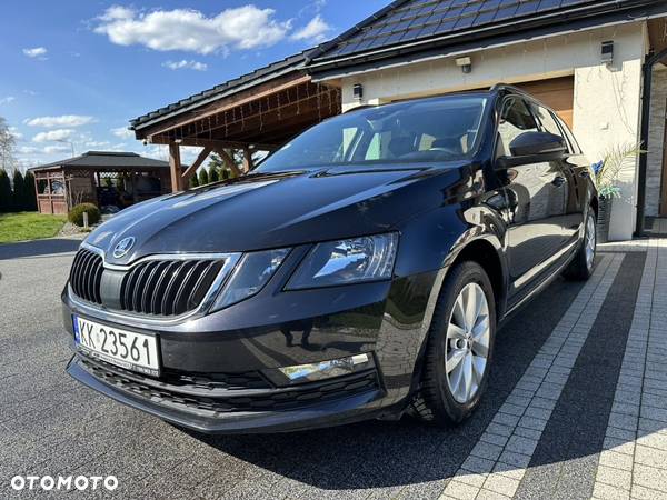 Skoda Octavia 1.6 TDI DSG Premium Edition - 1