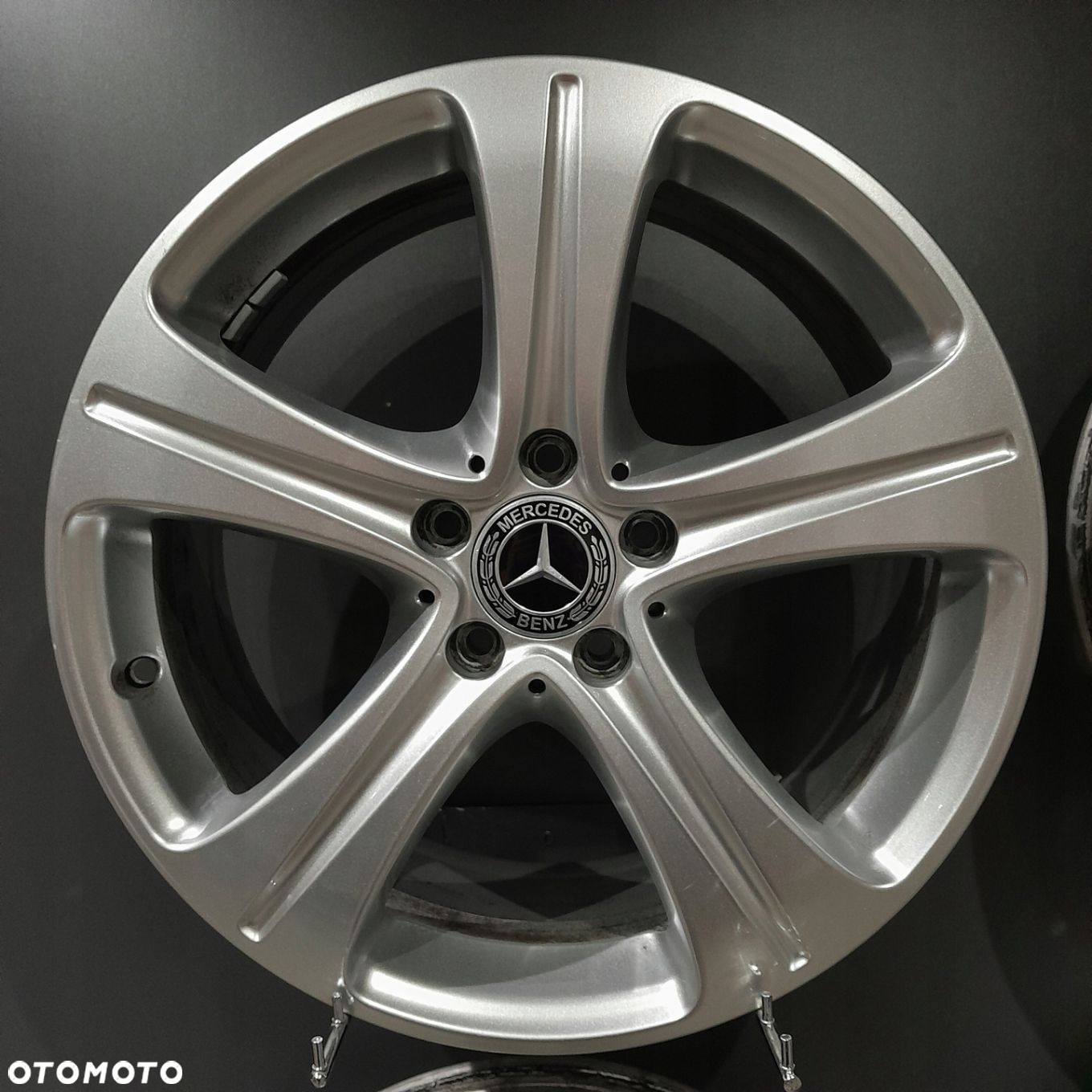 Felgi 18 5x112 Mercedes E-klasa W213 W212 F9944-13 - 5