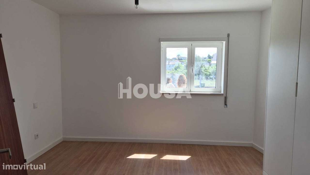 Moradia T3 Renovada | Azoia – Leiria-9