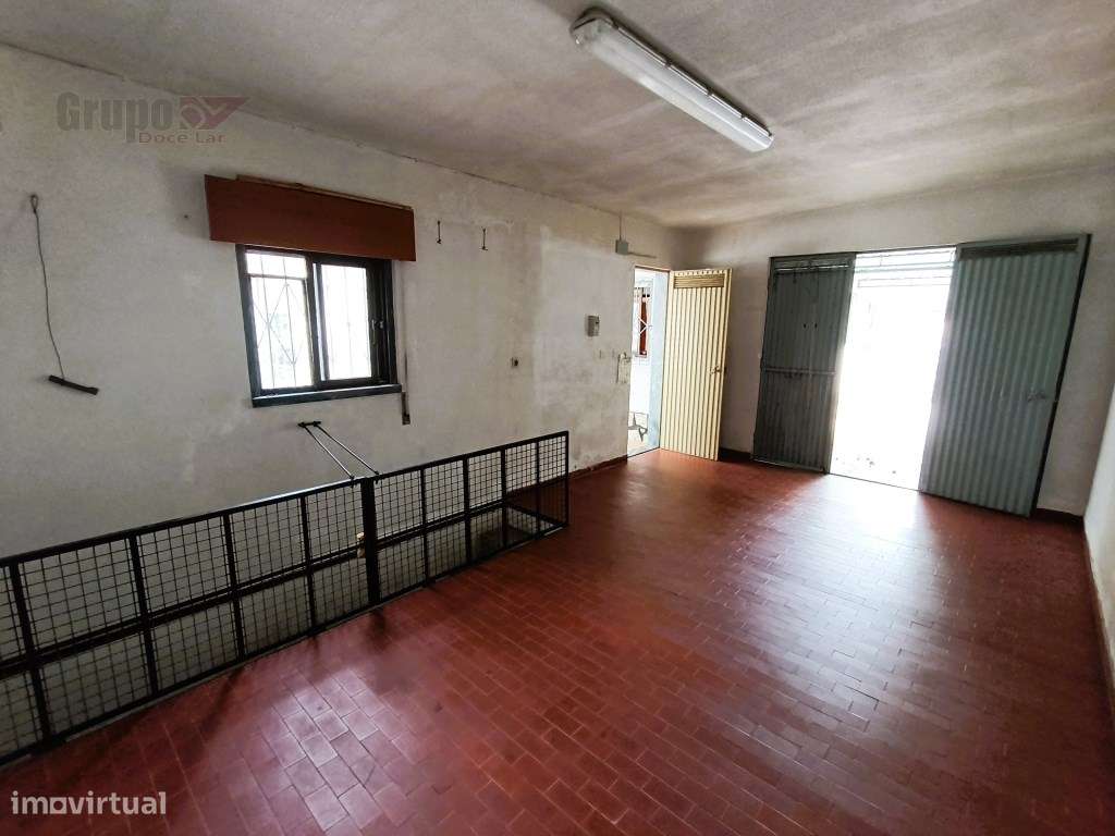 Fantástica Moradia Isolada T3 com Sótão, Cave e Churrasqueira em Qu...-30