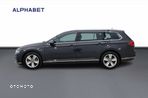 Volkswagen Passat 2.0 TDI EVO Elegance DSG - 2