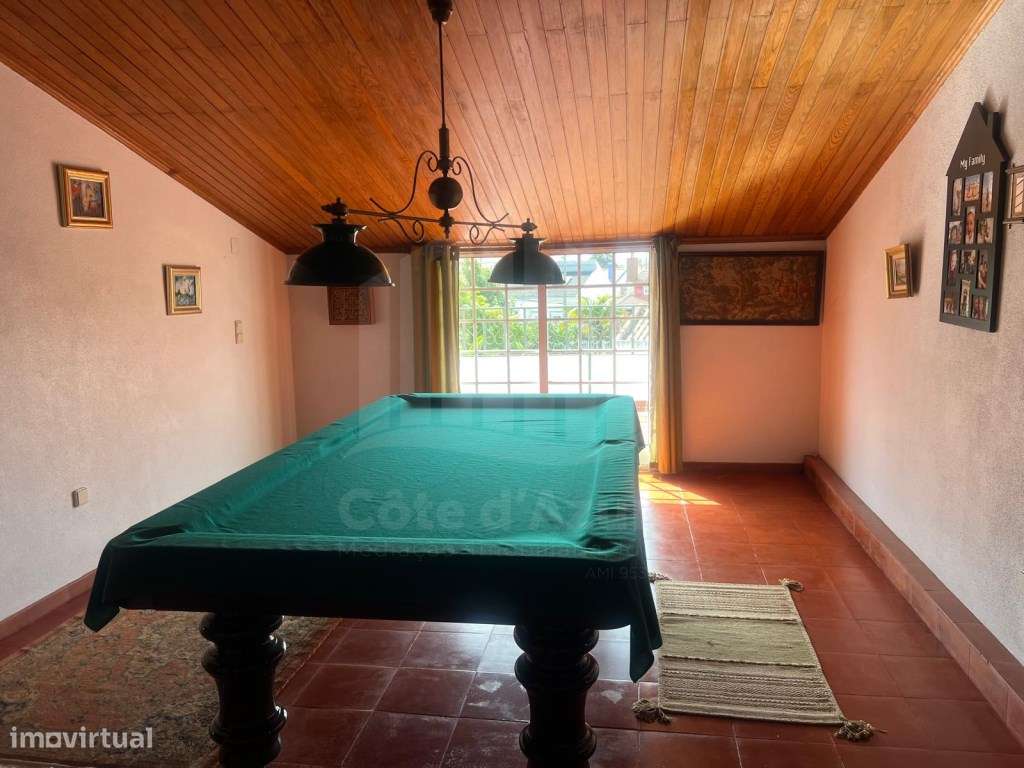 Moradia com 7 Assoalhadas , garagem e com terreno de 1.000 m2 zona ...-47