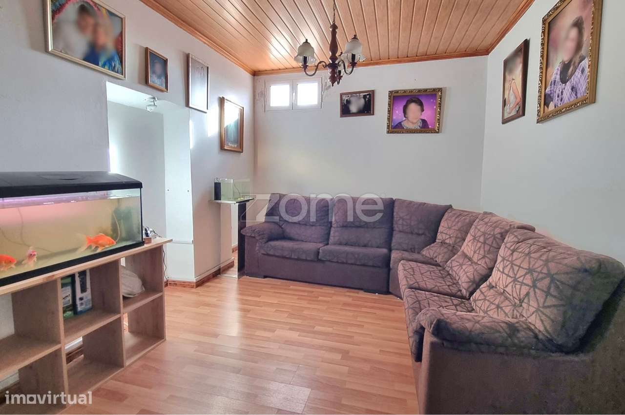 Moradia T3 com Terraço Vista Serra e Mar – Cabouco, Lagoa-13