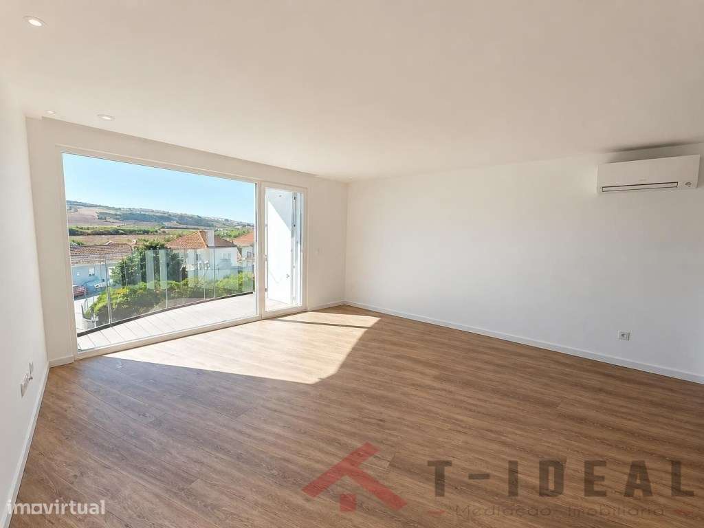 Apartamento T3 Novo na Lourinhã-1
