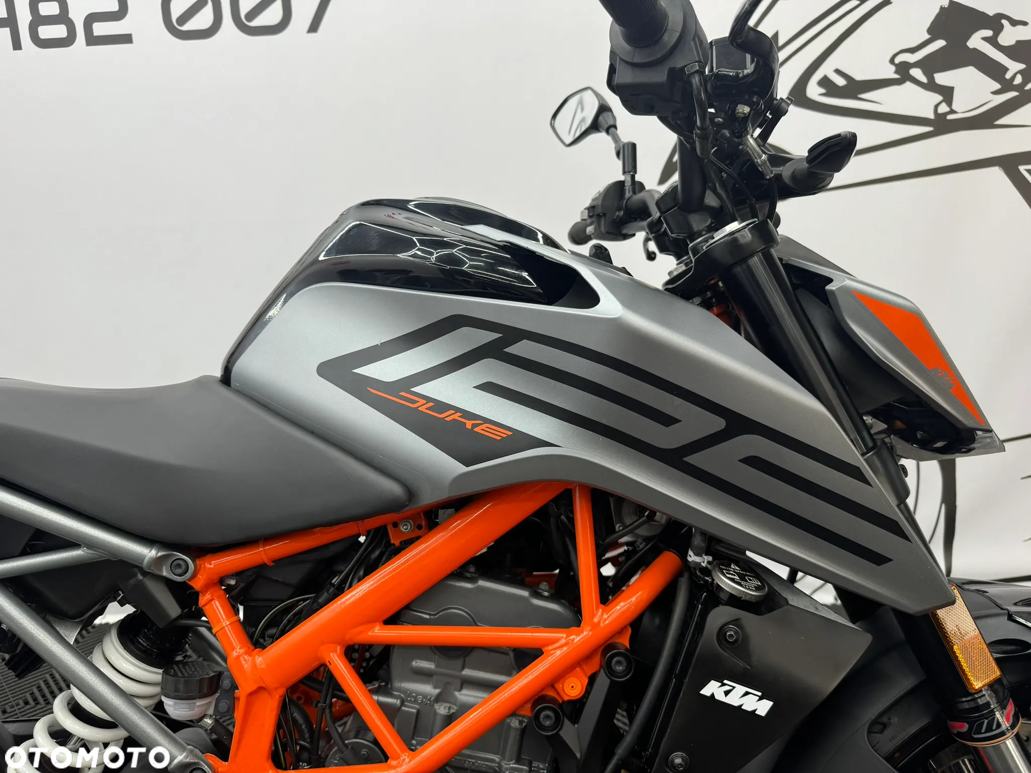 KTM Duke - 18