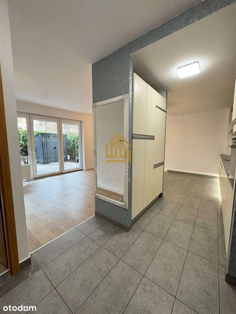 Apartament z prywatnym ogrodem-5